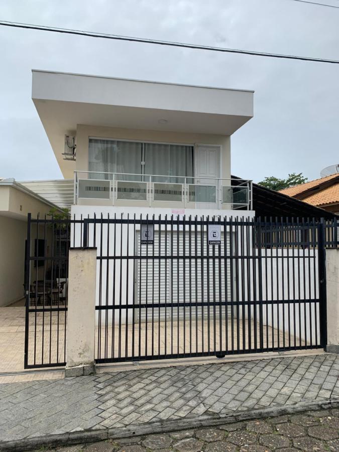 Apto E Suites Praia Do Itapocoroi Penha  Εξωτερικό φωτογραφία
